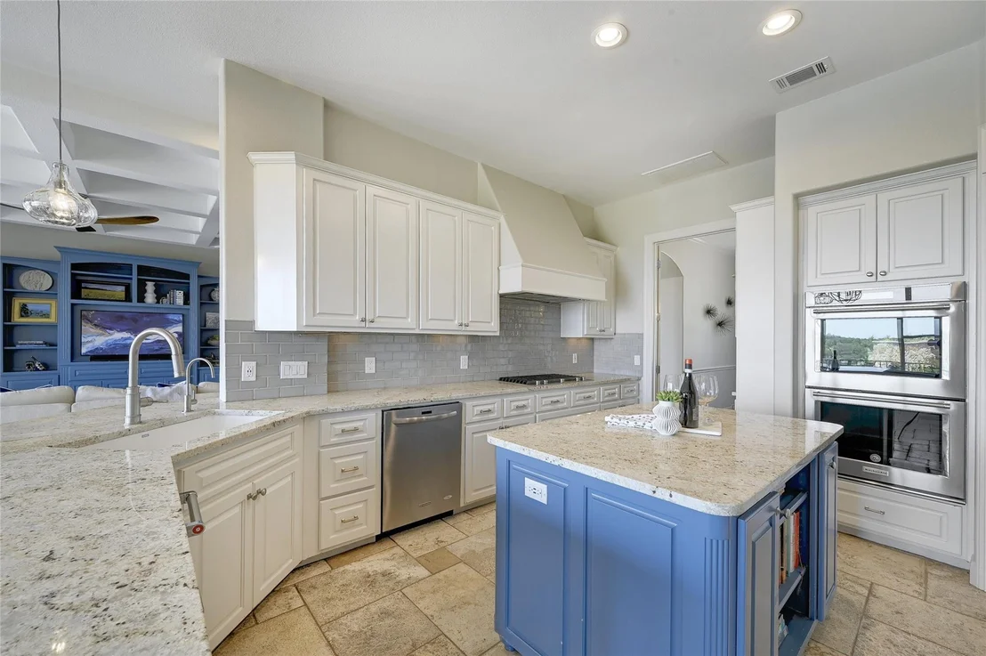 Photo of 1631 RESACA BLVD