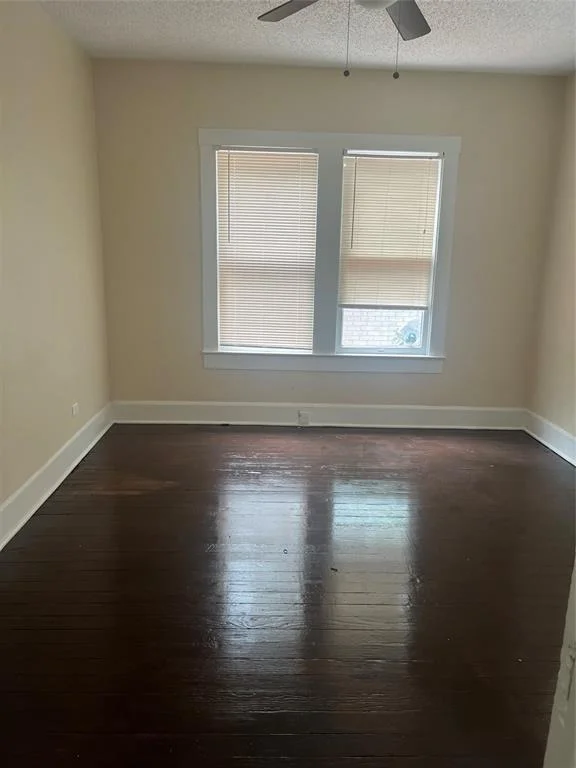Photo of 4627 Depew Ave