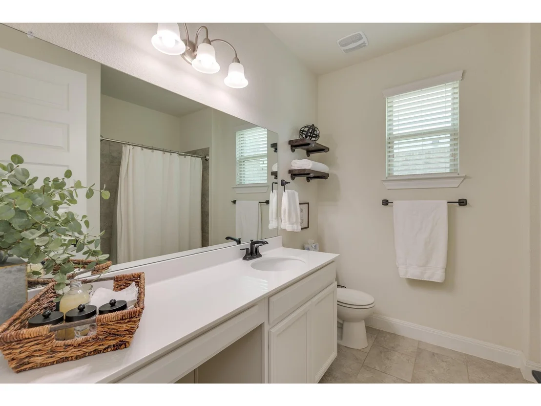 Photo of 1645 Humble Live DR