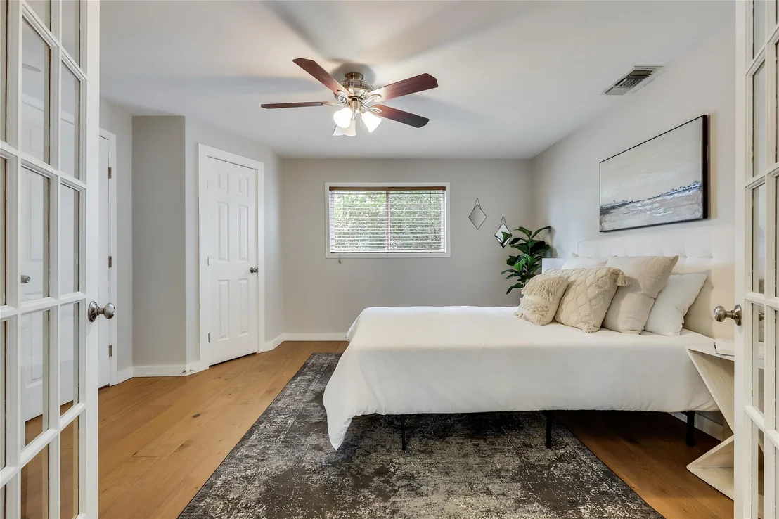 Photo of 1105 Farm ST