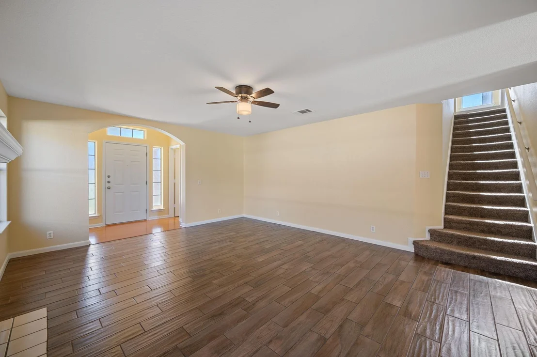 Photo of 229 Estate DR