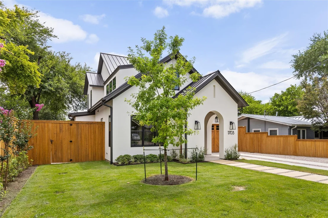 Photo of 1703 Madison