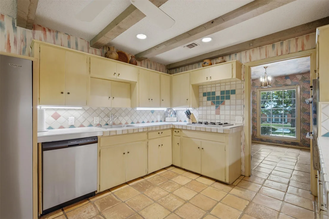 Photo of 4202 Farhills DR