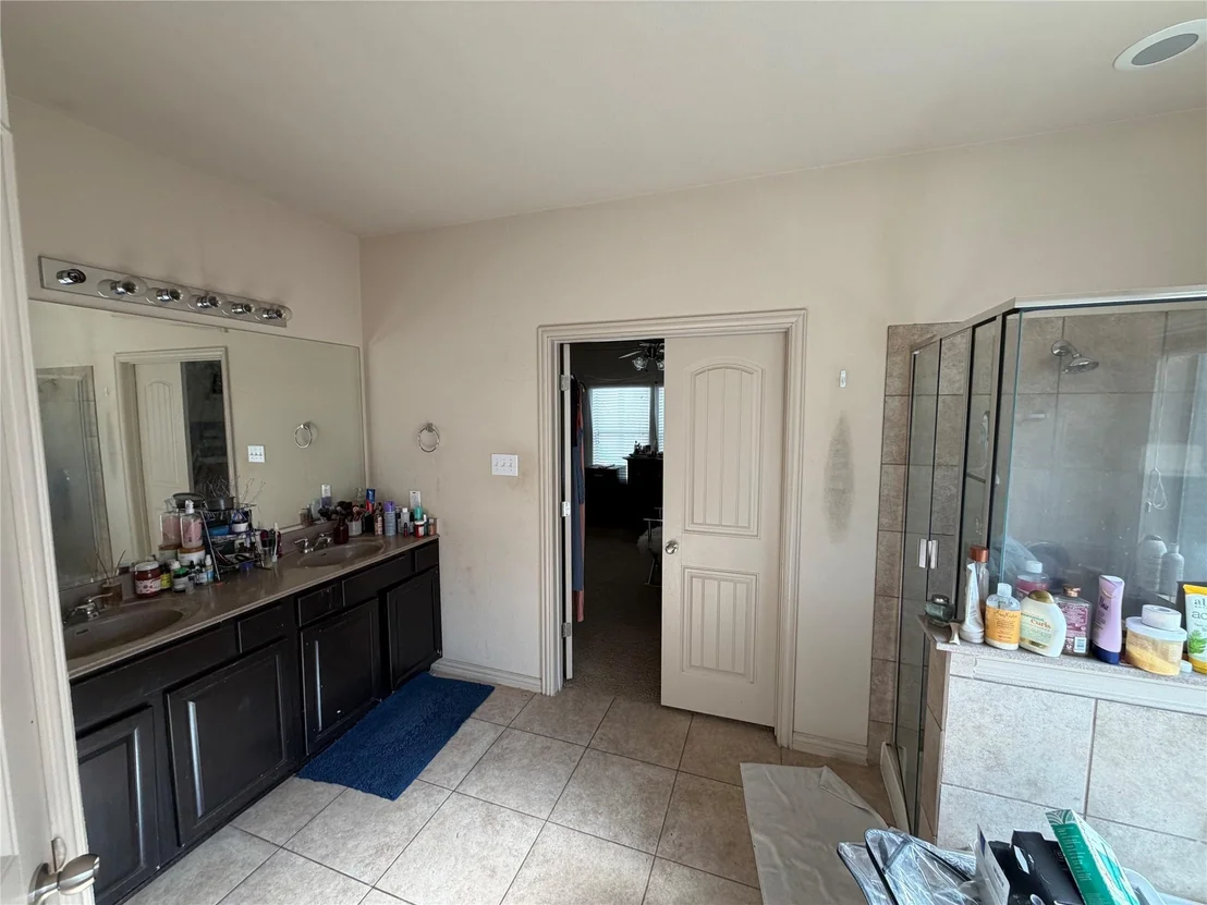 Photo of 2328 Ambling TRL