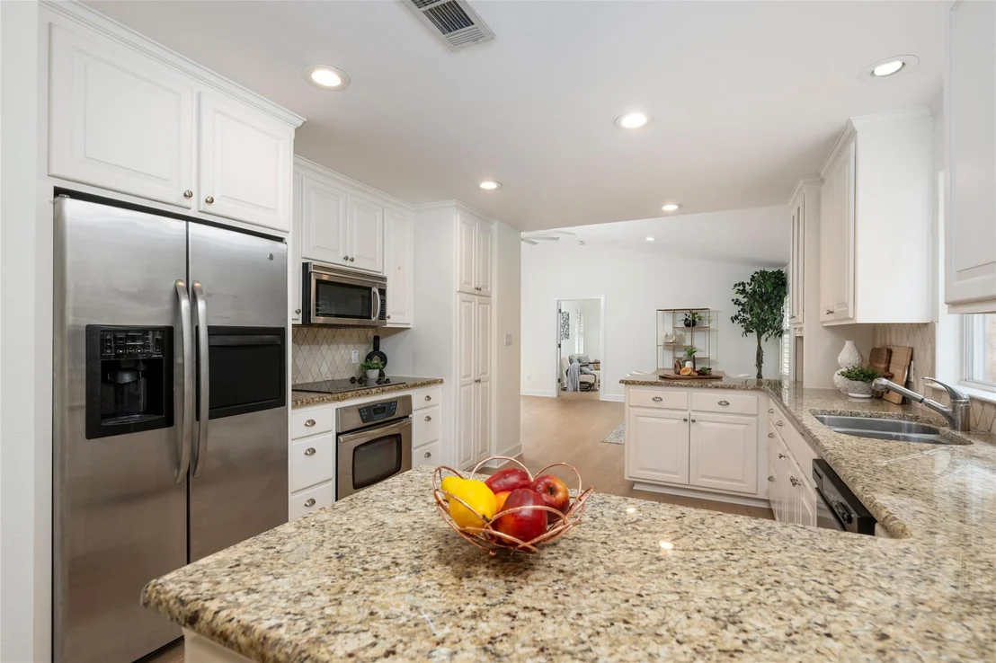 Photo of 117 Oakbluff CV
