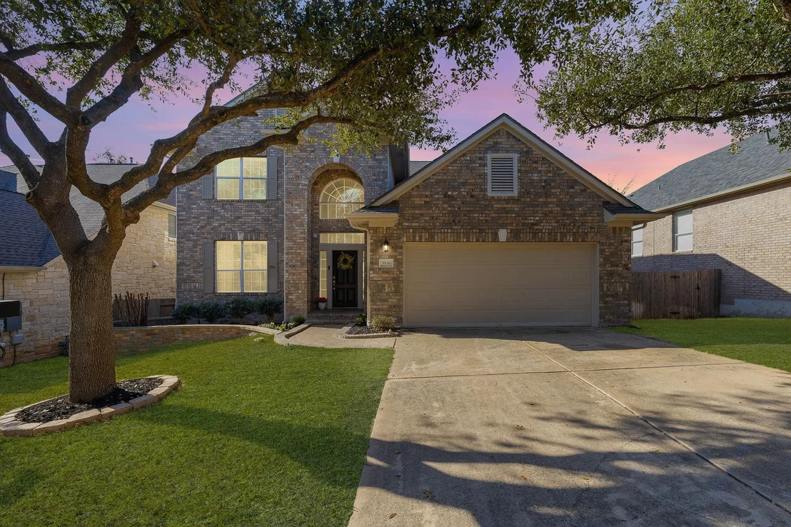 Photo of 3936 Lord Byron CIR