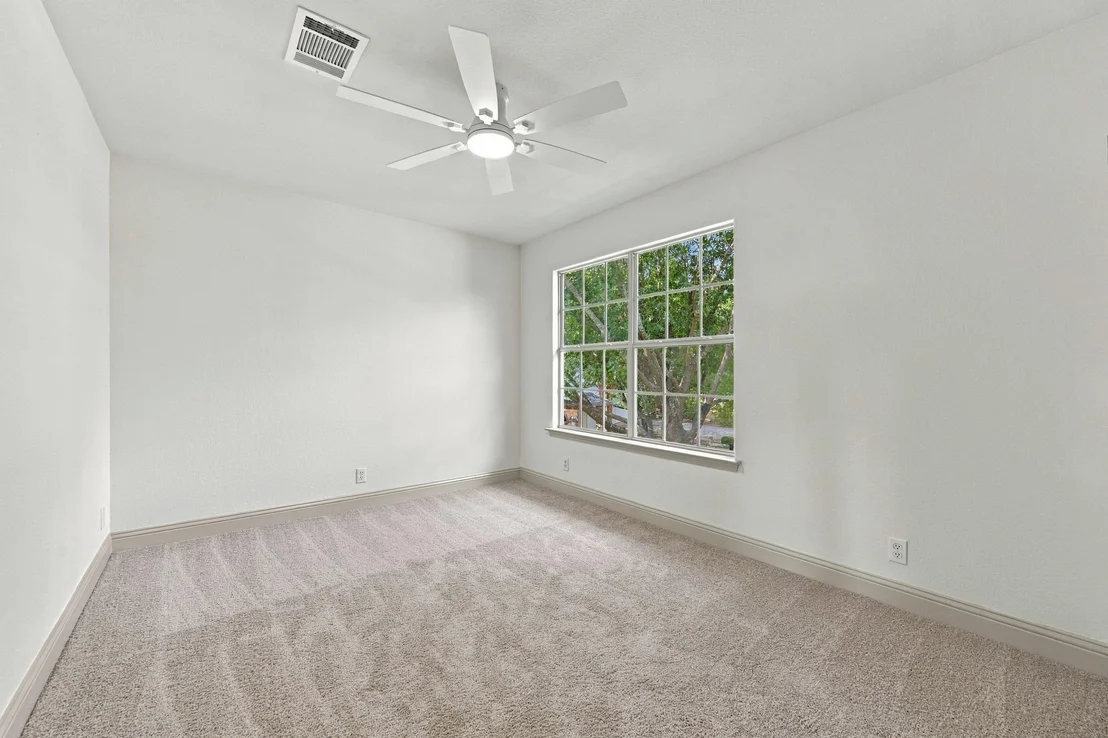 Photo of 3118 Karstview CV