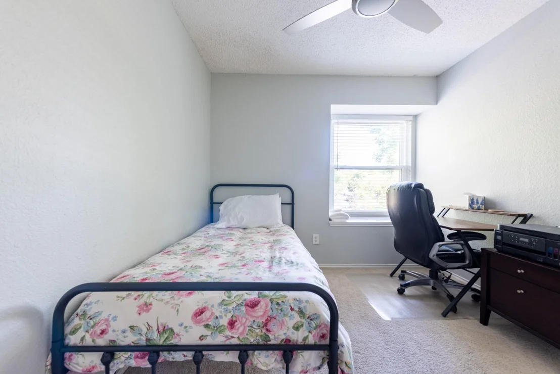 Photo of 2640 Piping Rock TRL