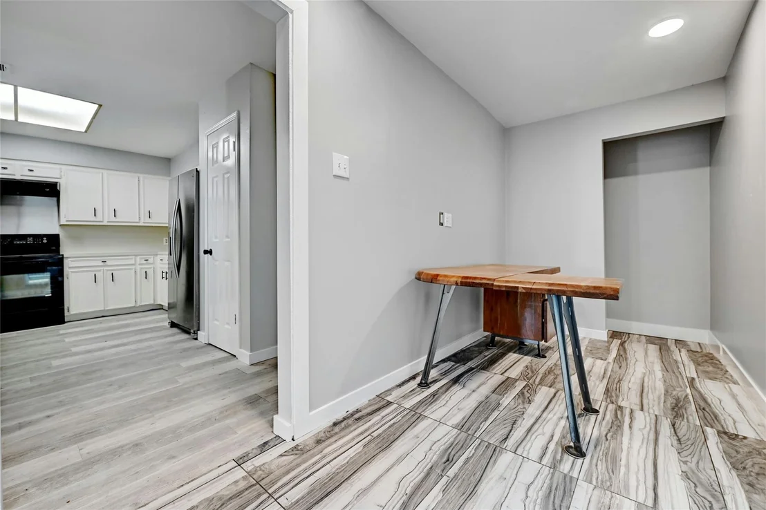 Photo of 11131 Pinehurst DR