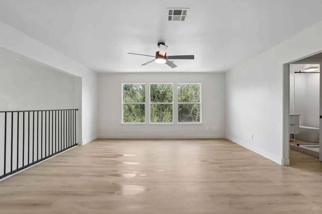 Photo of 12717 Lee Park LN
