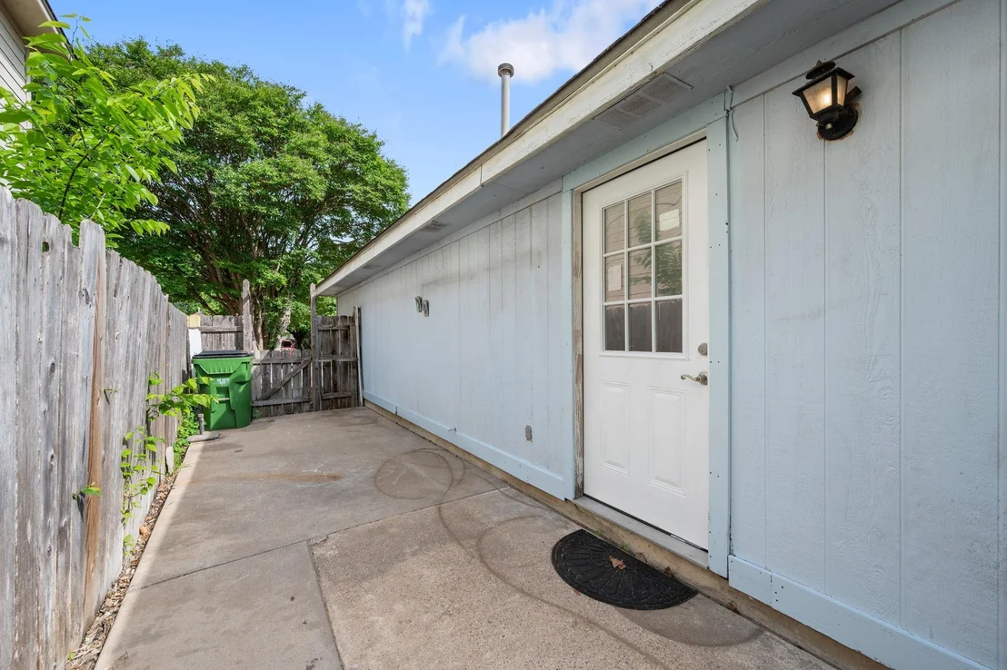 Photo of 1551 Parkfield CIR
