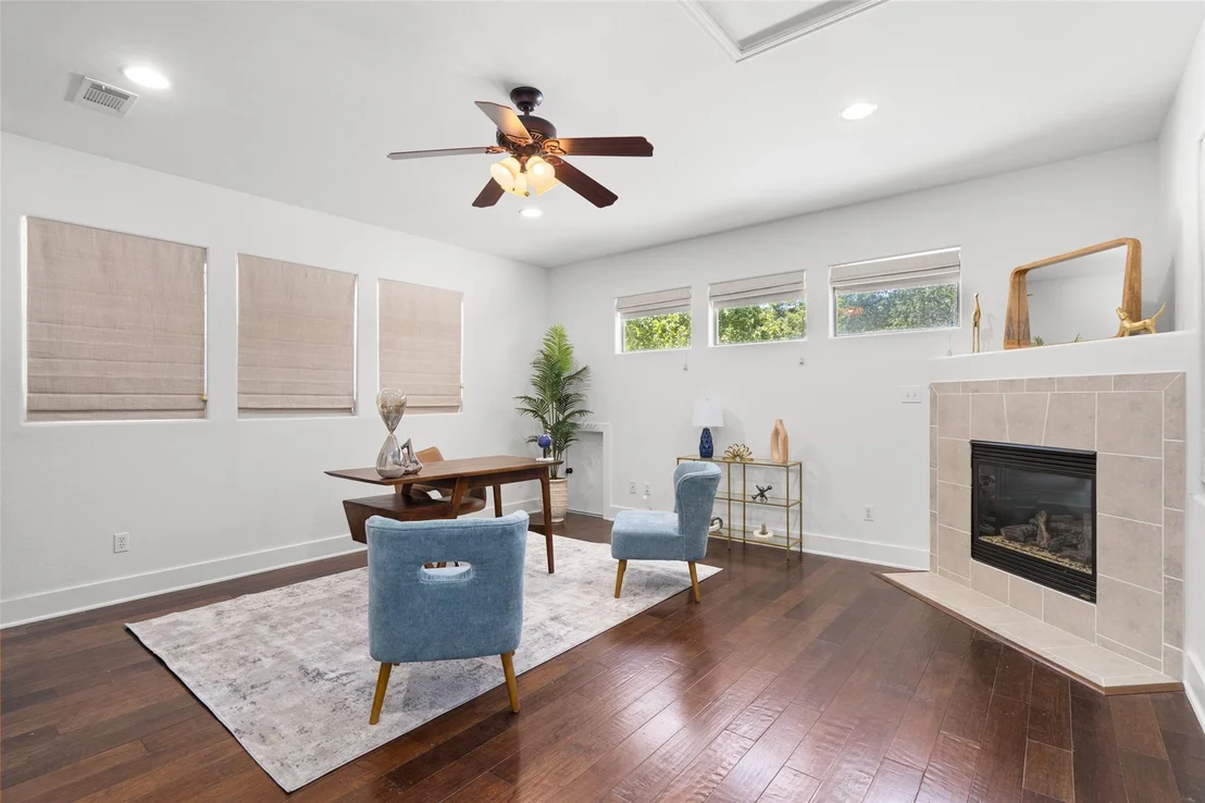 Photo of 1411 Burford PL