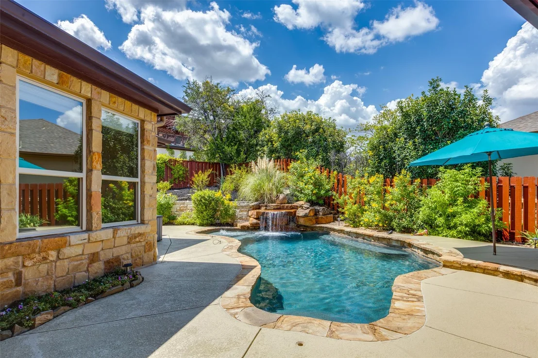 Photo of 101 Indian Bend DR