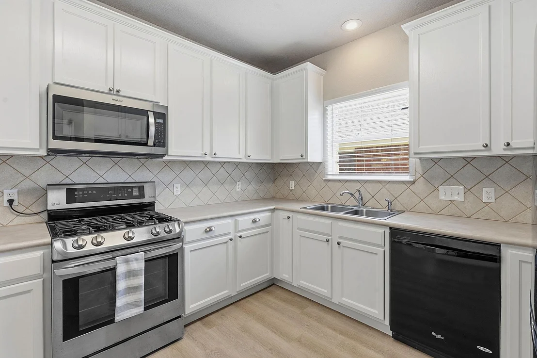 Photo of 601 Brazos Bend DR