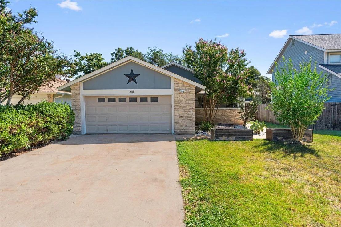 Photo of 7611 Galliano CIR