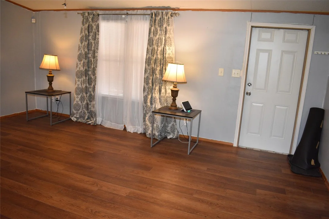 Photo of 129 Suzanne DR