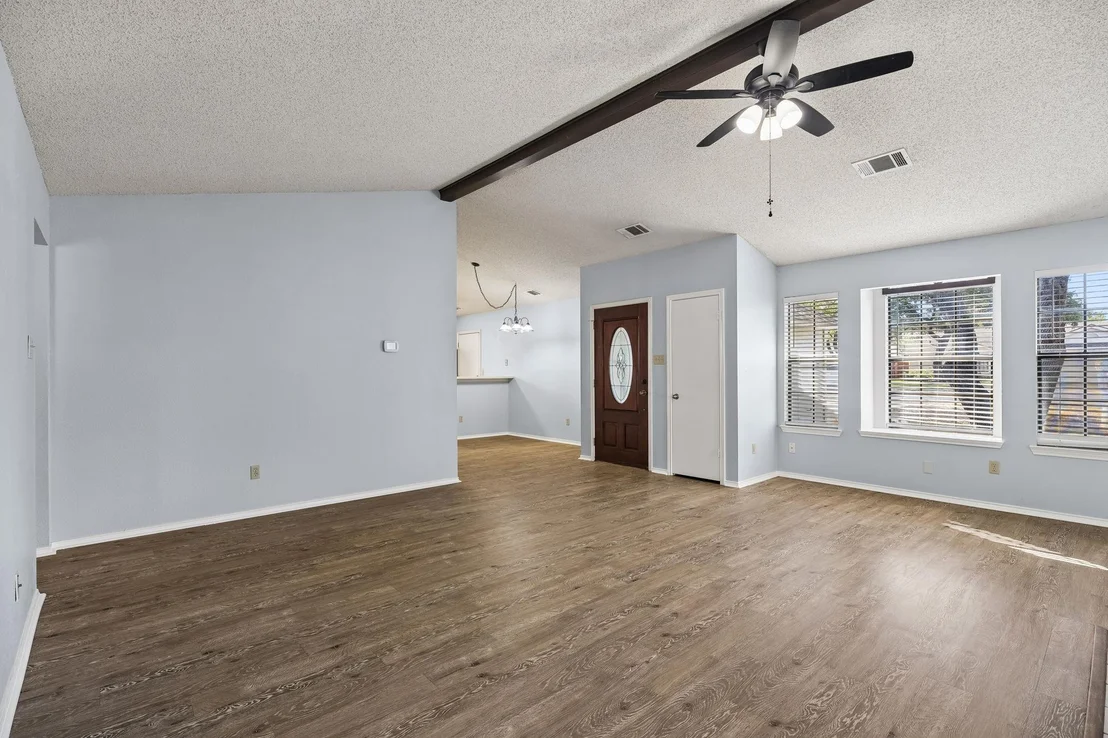 Photo of 1709 Hatch RD