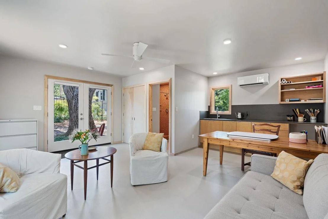 Photo of 704 Texas Ave