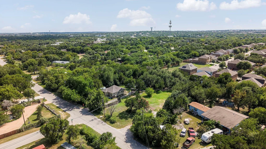 Photo of 1305 High Chaparral DR