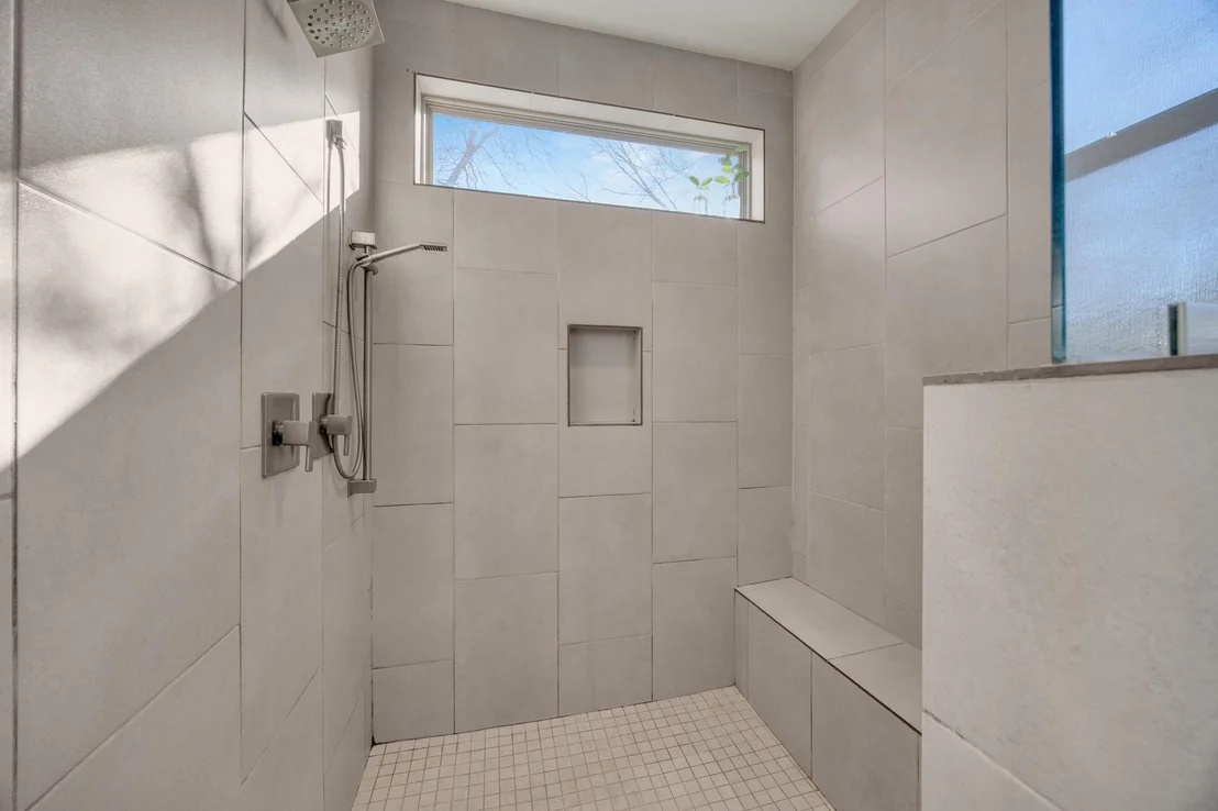 Photo of 4404 Clarkson Ave