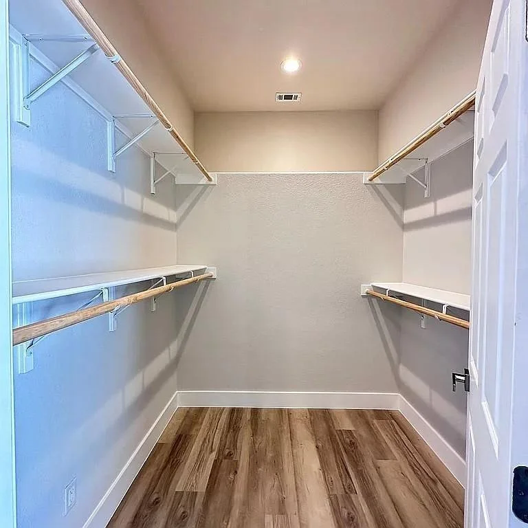 Photo of 195 Covert DR