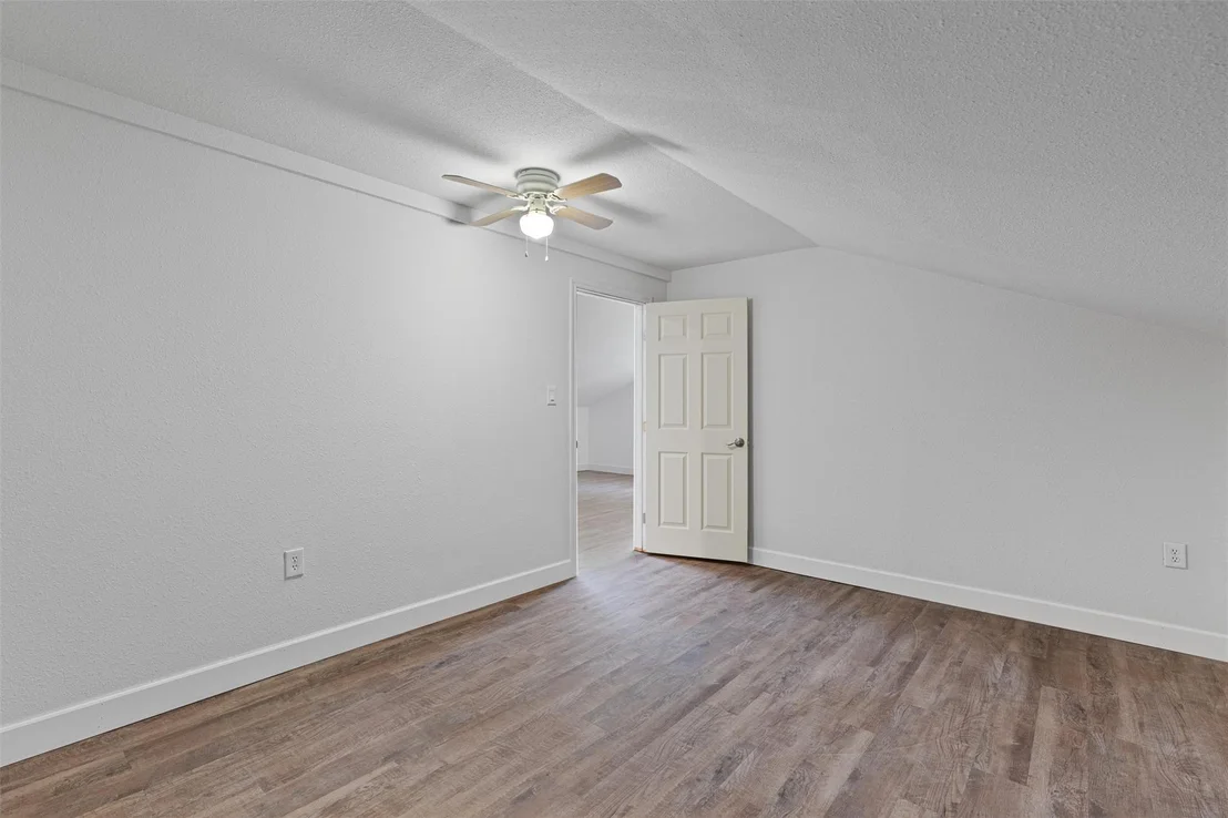 Photo of 601 Deertrail DR
