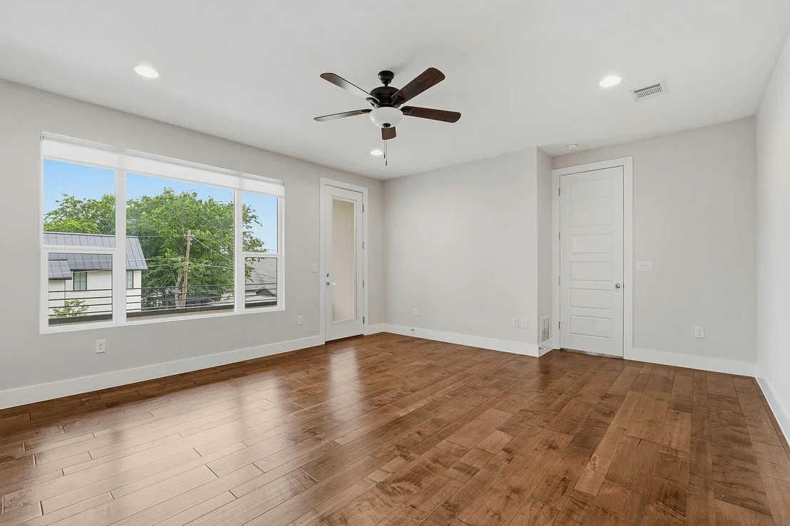 Photo of 1307 Clifford Ave