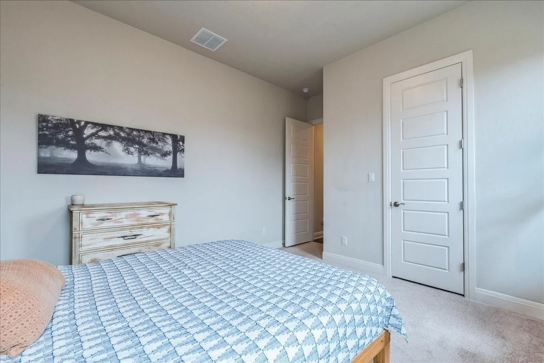 Photo of 454 Double L DR