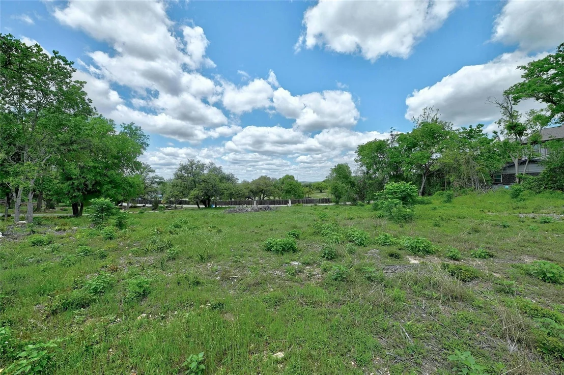 Photo of 5008 Serrano TRL