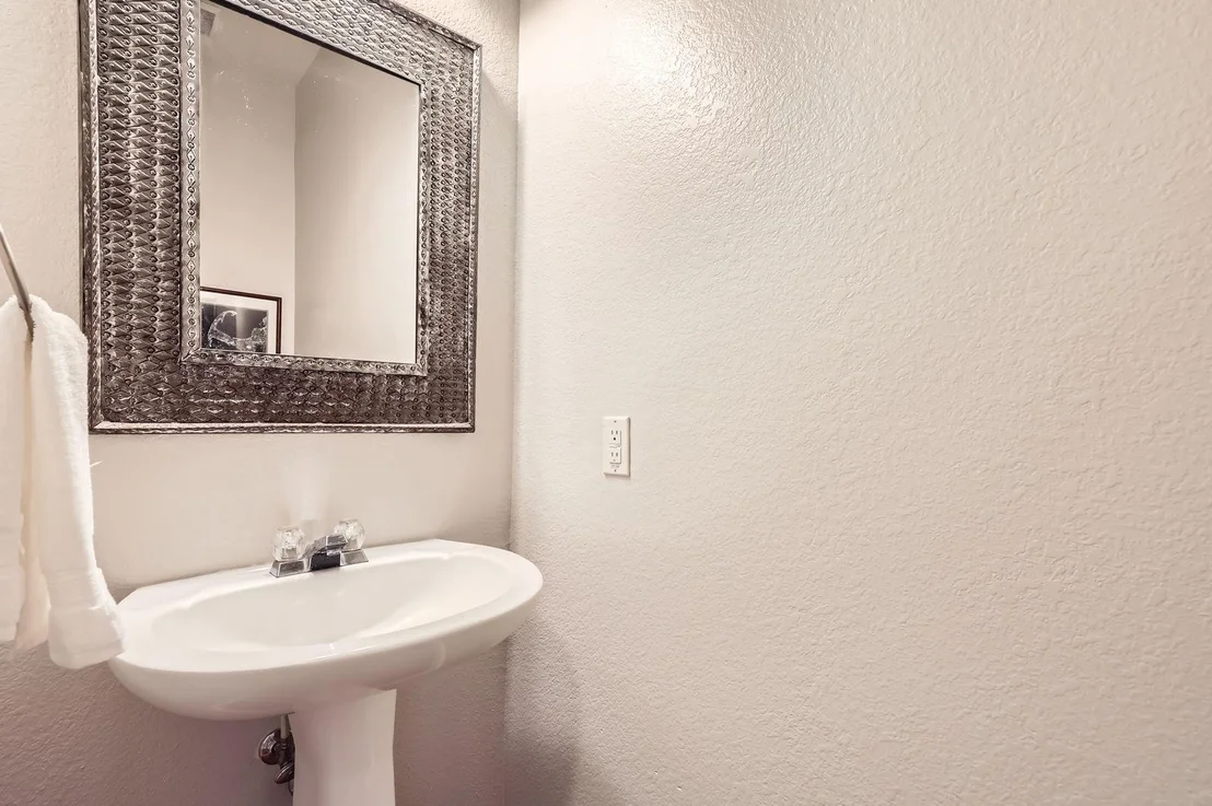 Photo of 4218 N Summercrest LOOP