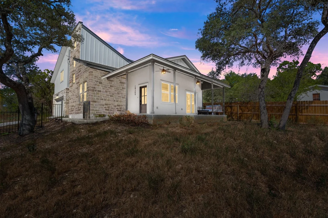 Photo of 18208 Gregg Bluff RD