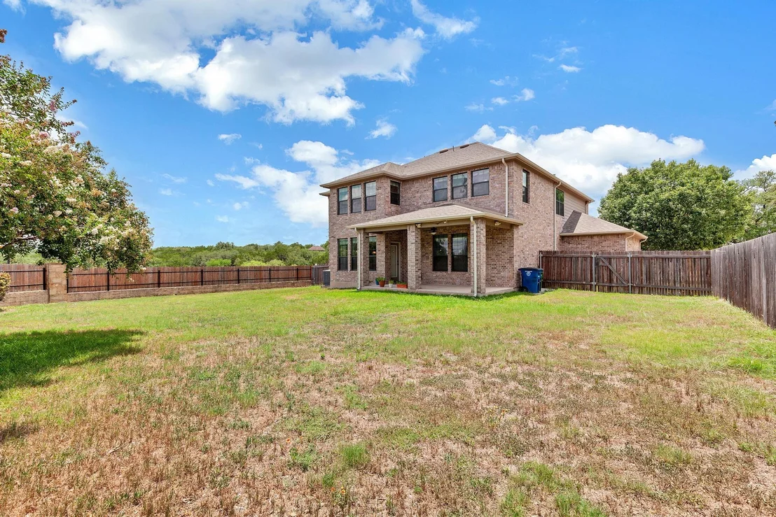 Photo of 301 Wye Oak ST