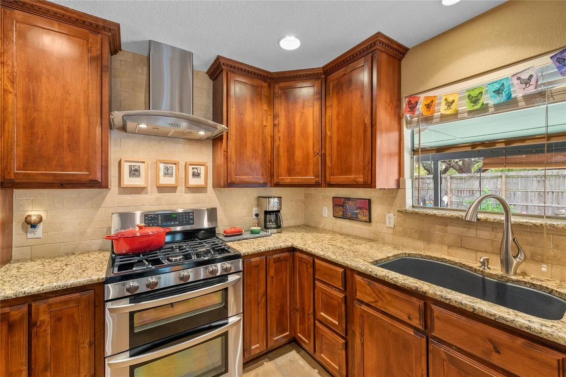 Photo of 1101 Brecon LN