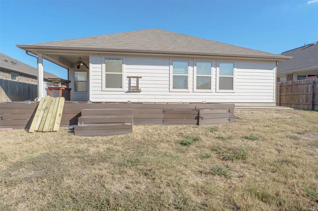 Photo of 13020 SE Kearns DR