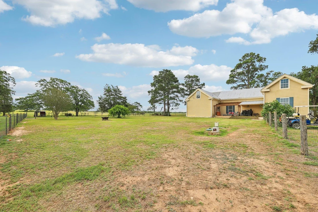 Photo of 1200 County Road 211