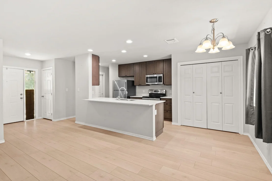 Photo of 112 Brianna CIR