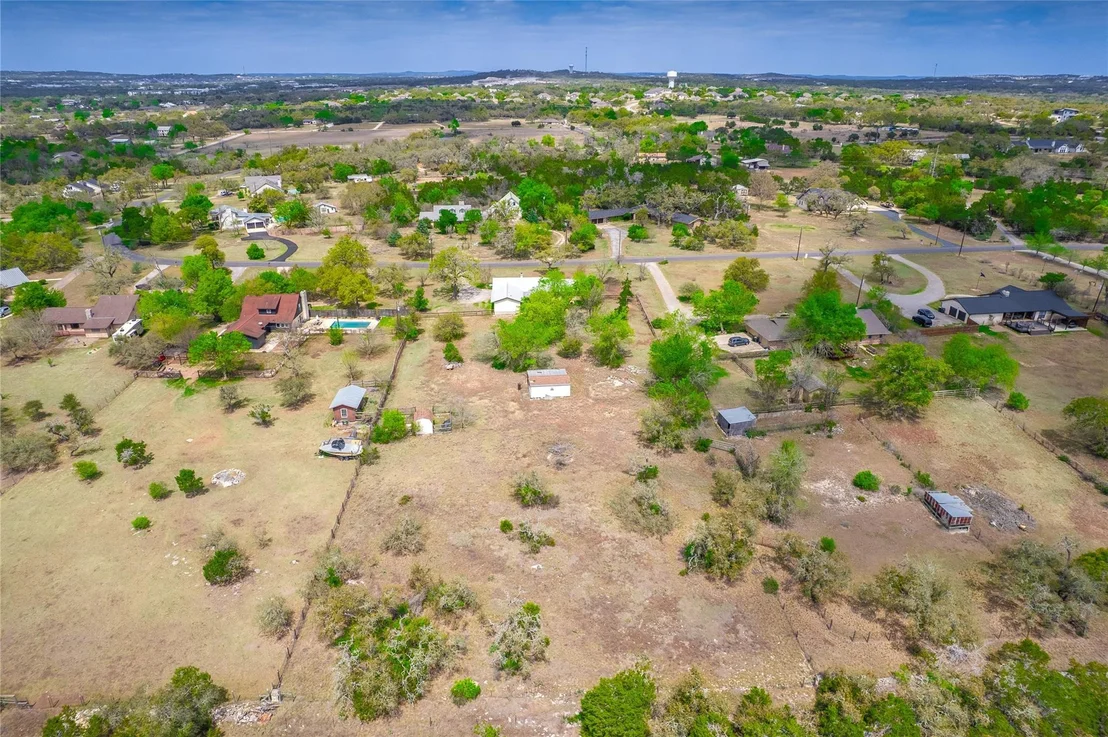 Photo of 718 Post Oak DR