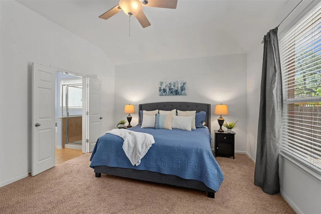 Photo of 1605 Teal TRL