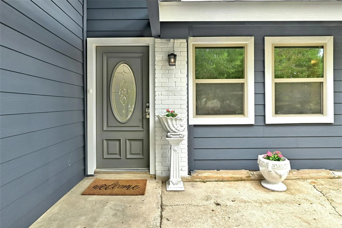 Photo of 7007 Carwill DR