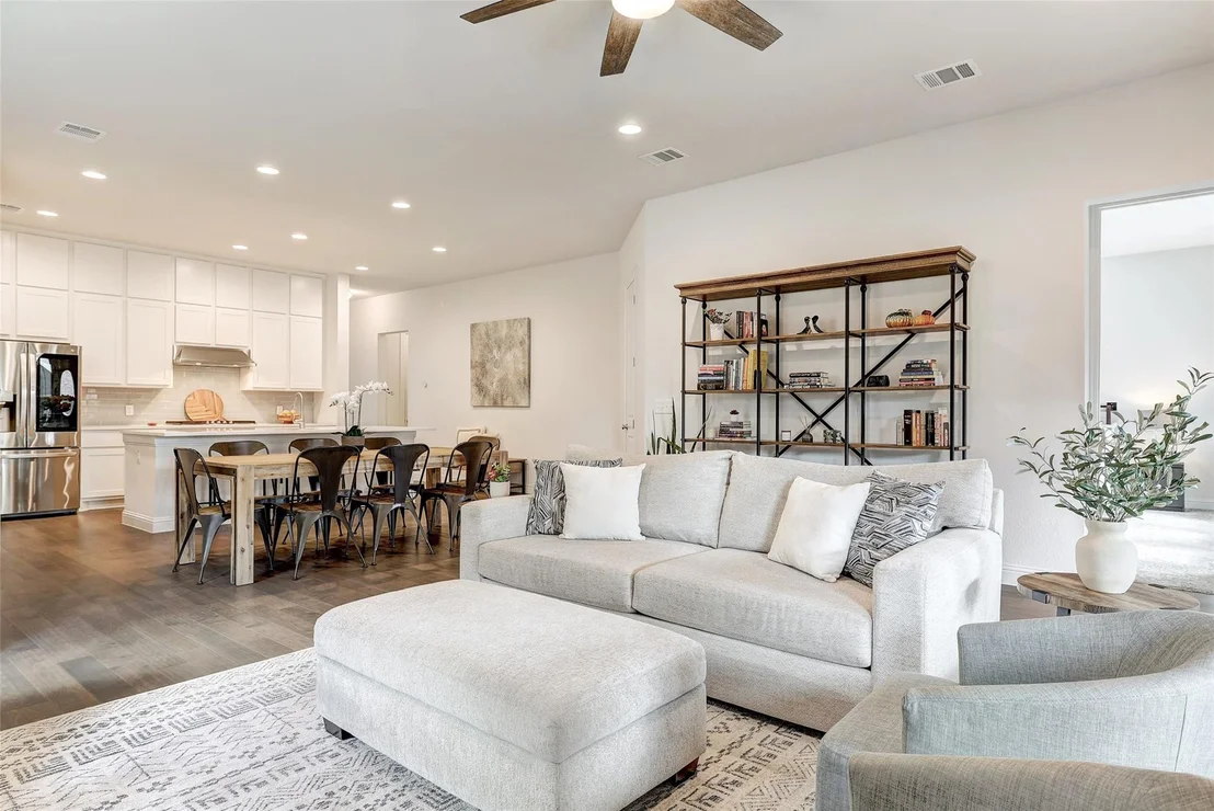Photo of 2708 Brushwood Meadow