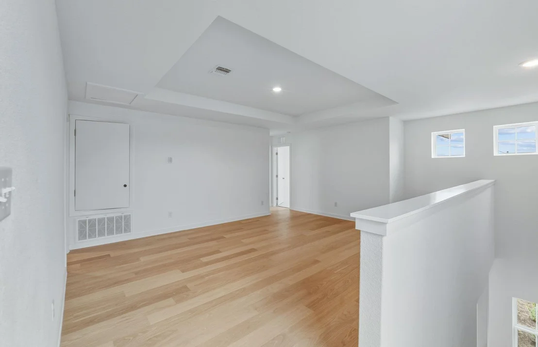 Photo of 341 Sullivan WAY