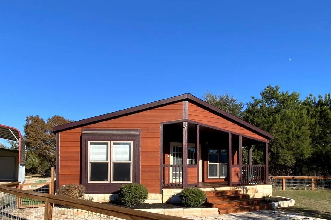 Photo of 631 County Road 270 RD