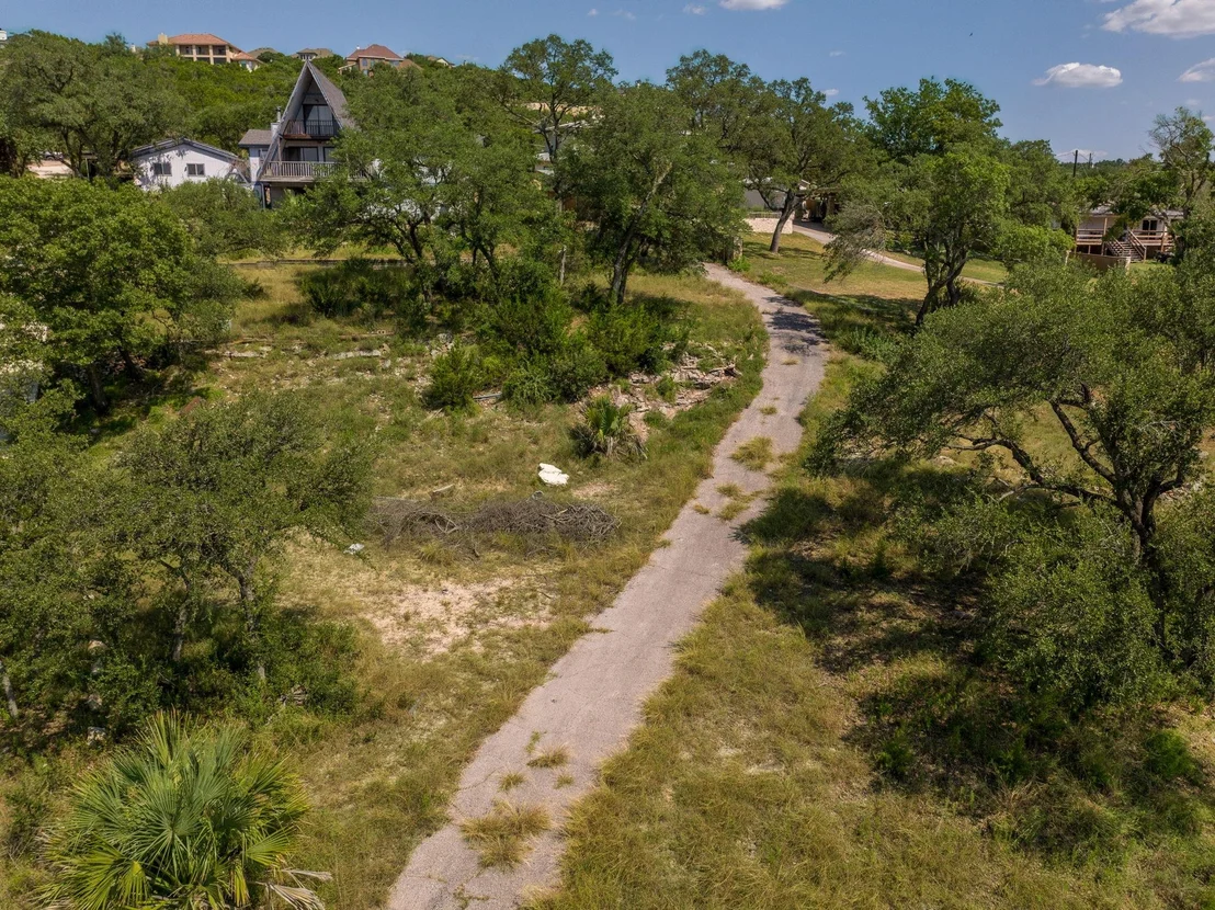 Photo of 19625 Lakehurst LOOP