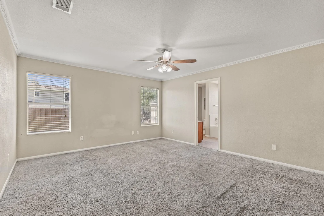 Photo of 5504 Southern Crossing DR