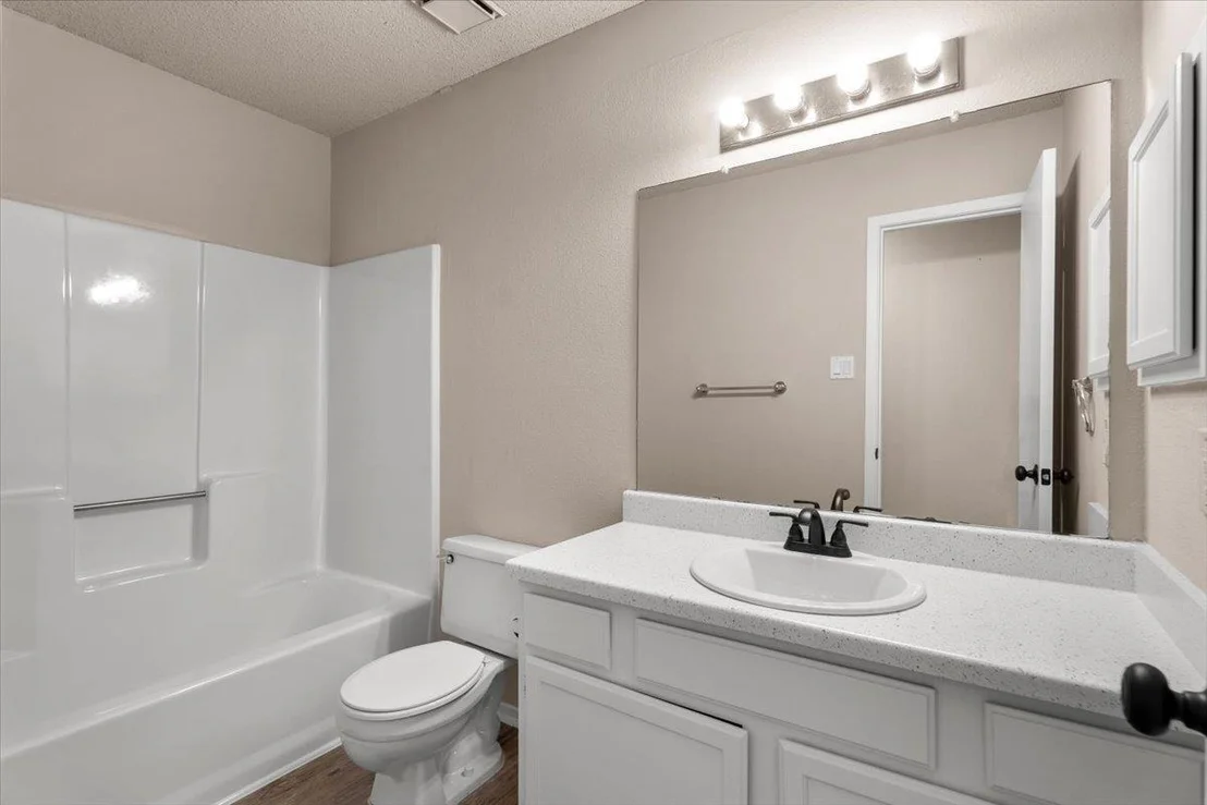 Photo of 16900 Village Oak LOOP