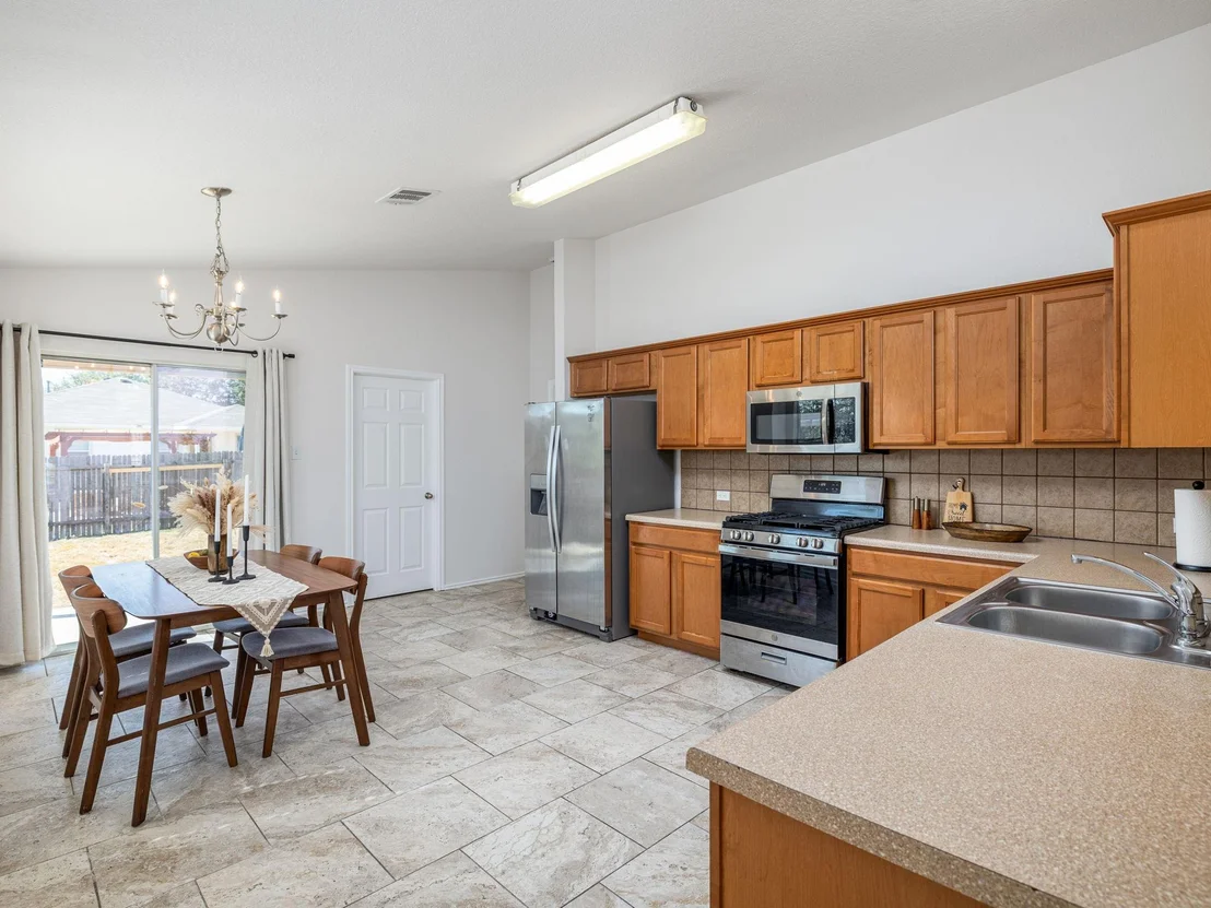 Photo of 536 Sweet Leaf LN