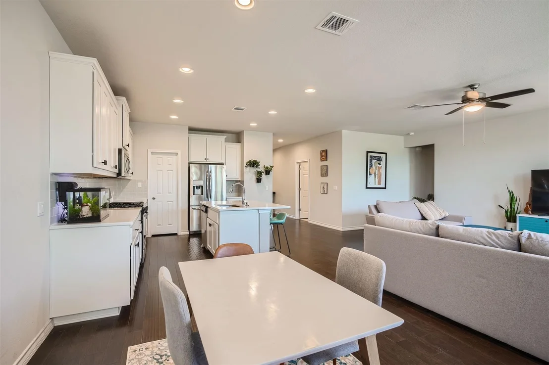 Photo of 1909 Jacey WAY