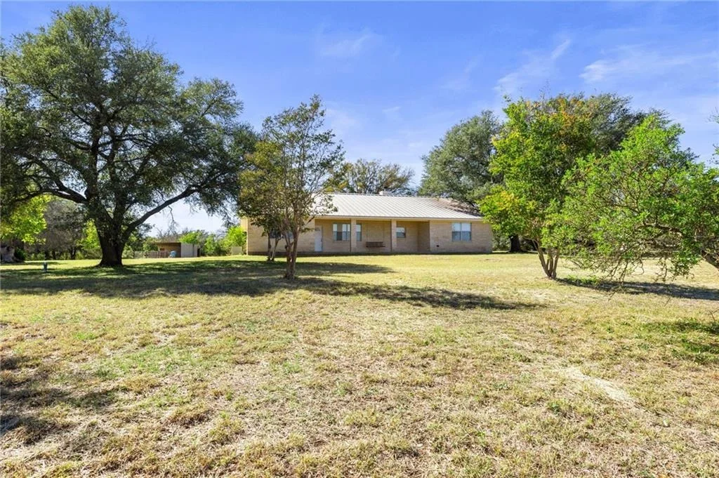 Photo of 100 County Road 204
