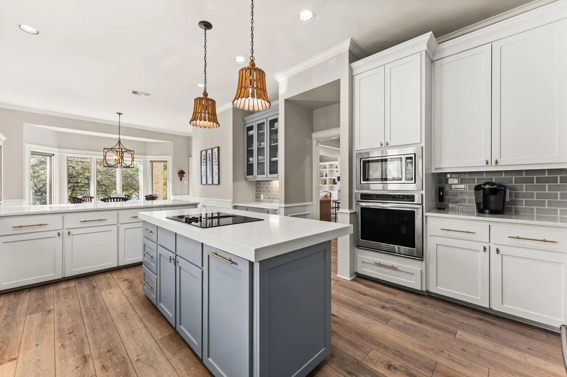 Photo of 37 Hedgebrook WAY