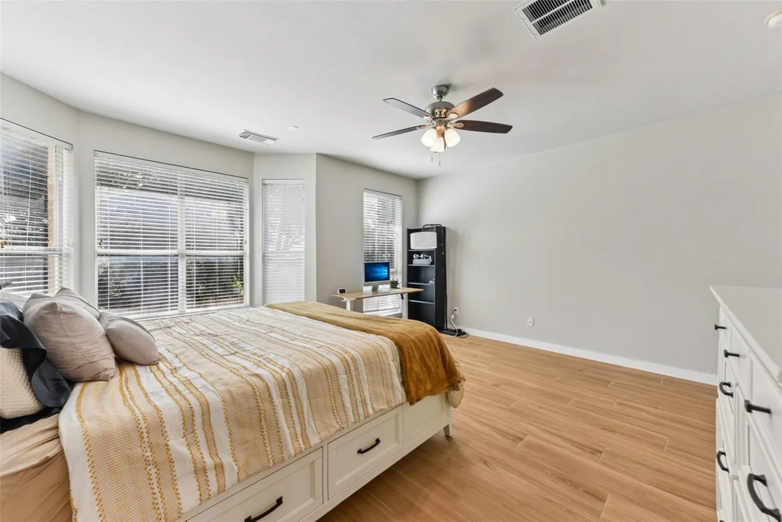 Photo of 1913 Maize Bend DR